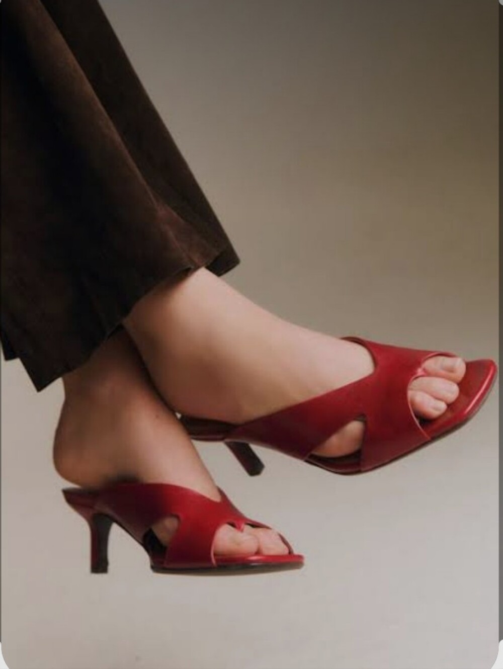 Sezane Ingrid Mule in Smooth Cherry Size US 6 EU 37
